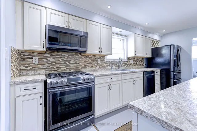 Additional image 14 of 37 Selkirk Ave