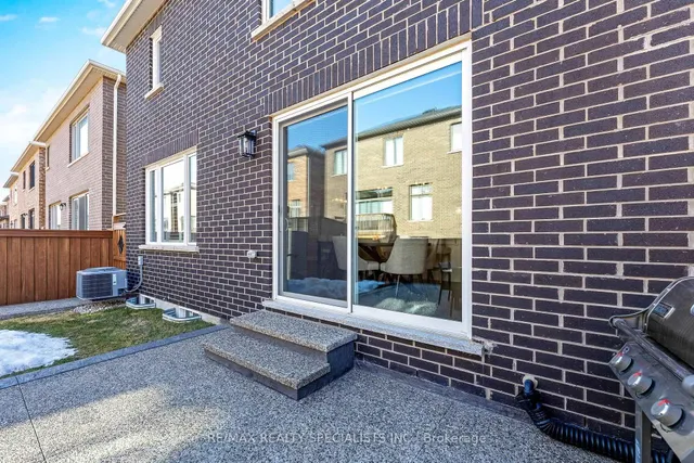 Additional image 34 of 882 Magnolia Terr