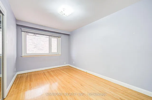 Additional image 21 of 12 Sorrel Crt