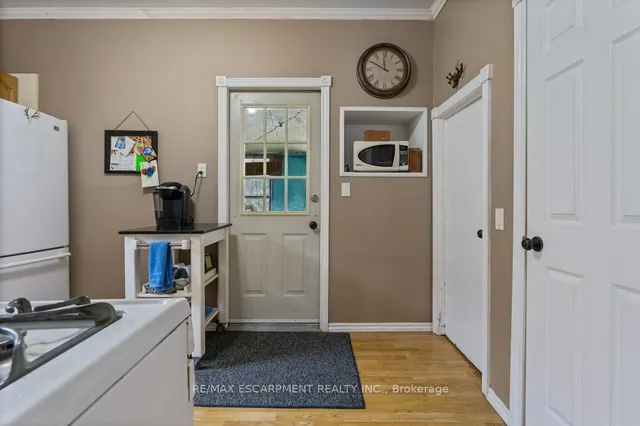 Additional image 19 of 45 EAST 13TH St