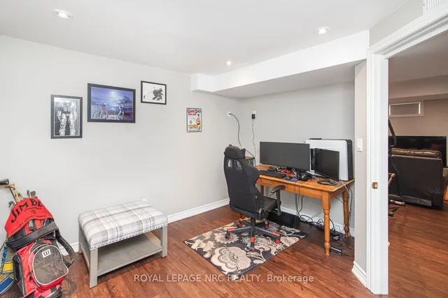 Additional image 30 of 54 Stonepine Cres