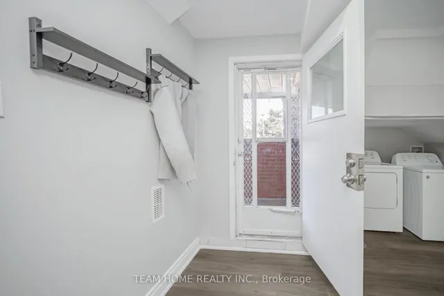 Additional image 31 of 406 Hansen Rd