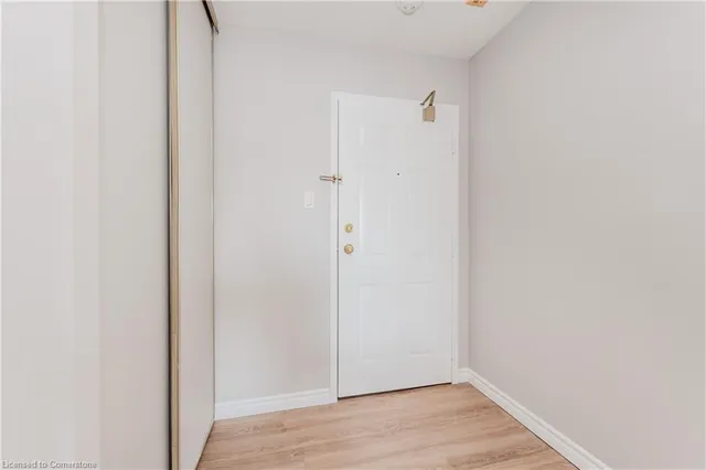 Additional image 4 of 65 Highland Cres Unit 806