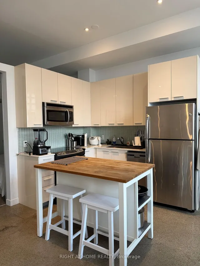 Additional image 13 of 549 King St Unit 402