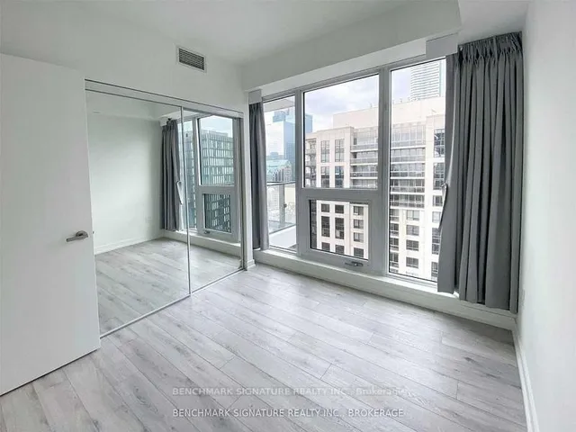 Additional image 6 of 77 Shuter St Unit #2802