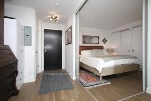 Additional image 2 of 2 Gladstone Ave Unit 403