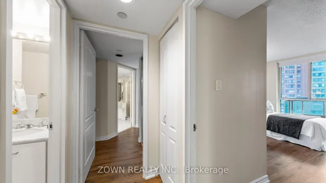 Additional image 29 of 38 Elm St Unit 711