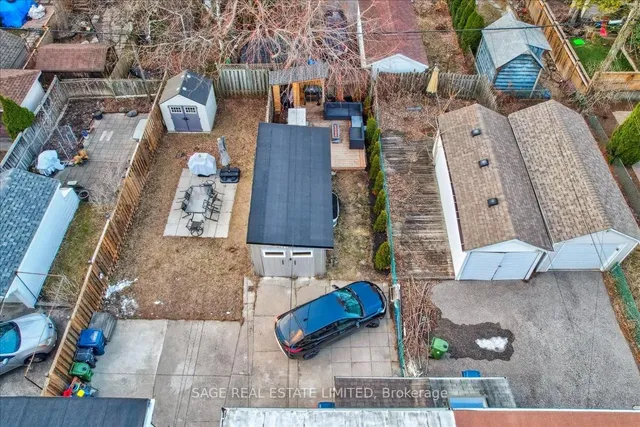 Additional image 39 of 140 Wolverleigh Blvd