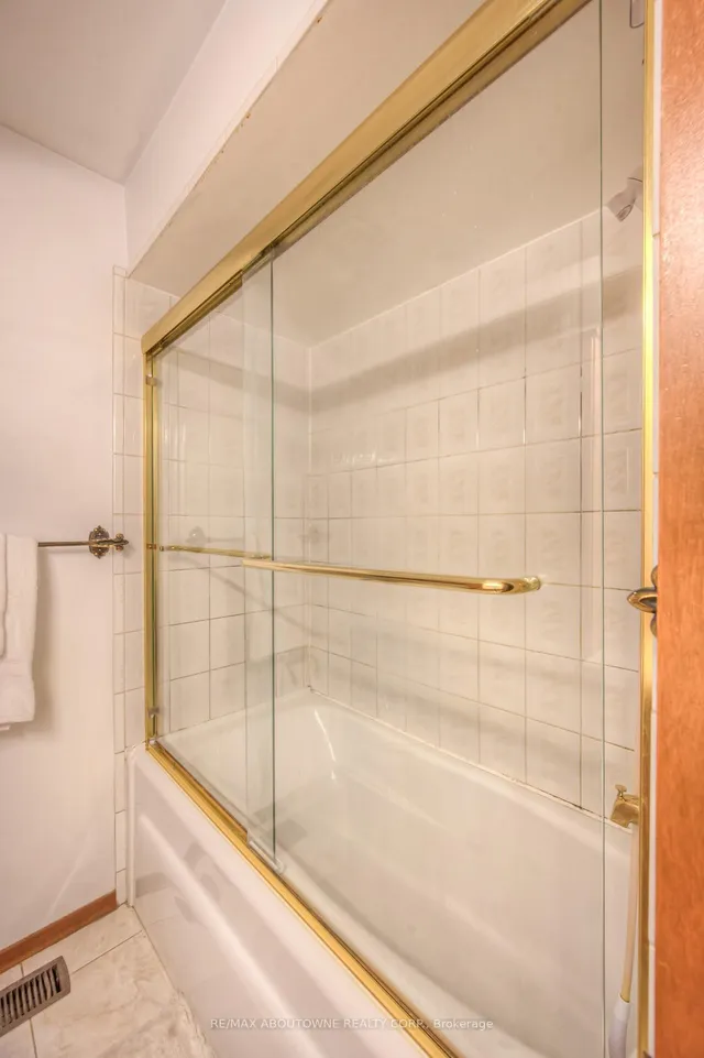 Additional image 20 of 47 Chester Rd