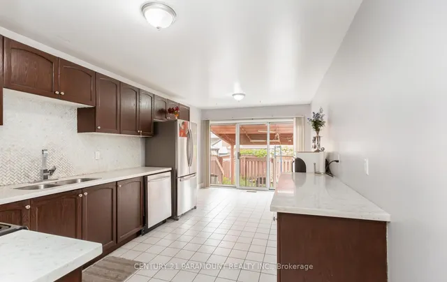 Additional image 14 of 106 Wildberry Cres