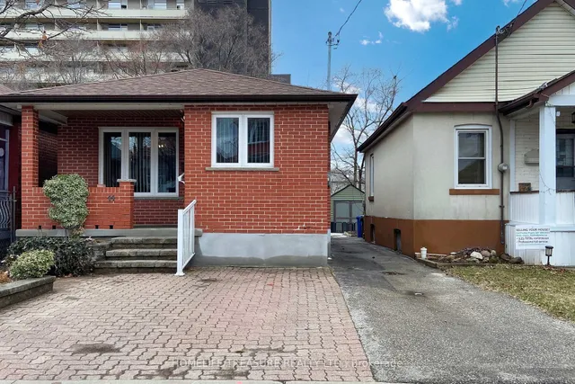 Additional image 4 of 44 Grandville Ave