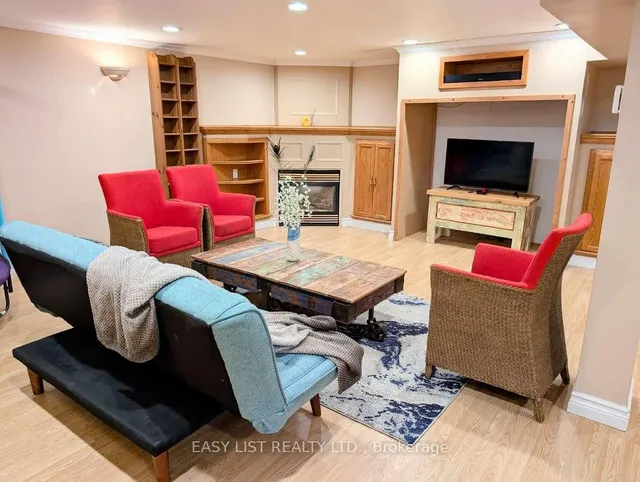 Additional image 37 of 12 Strathroy Cres