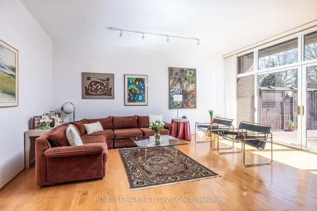 Additional image 15 of 165 Sherwood Ave