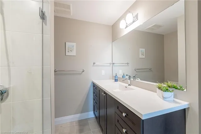 Additional image 9 of 1 Redfern Ave Unit 331