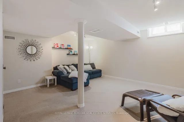 Additional image 24 of 66 Foxborough Dr