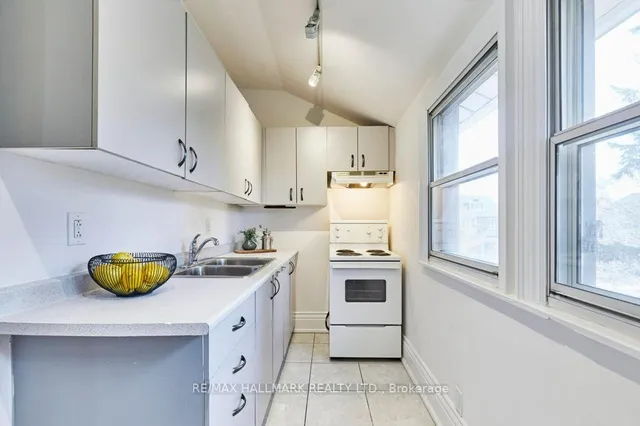 Additional image 20 of 47 Fulton Ave