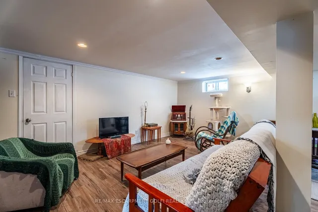 Additional image 22 of 69 Vansitmart Ave