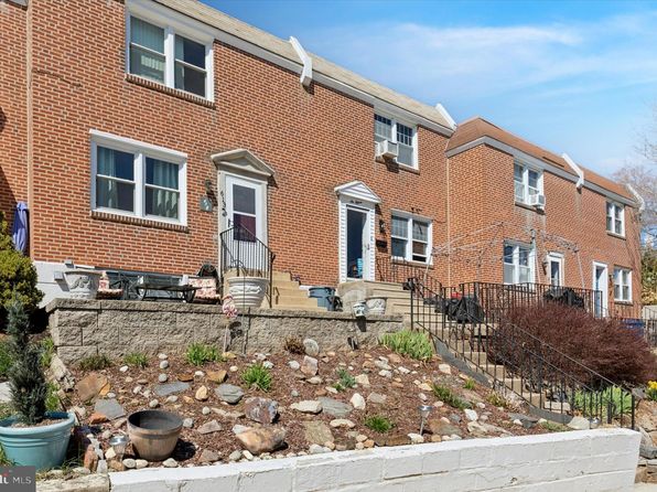 613 Green Ln, Philadelphia, PA 19128