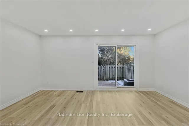 Additional image 15 of 1420 Garth St Unit 5