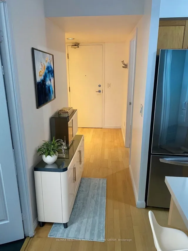 Additional image 2 of 330 Adelaide St Unit 605