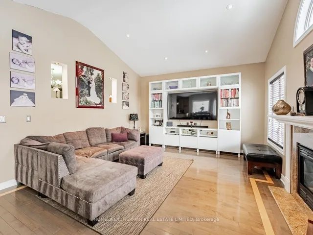 Additional image 13 of 11 Chevrolet Dr