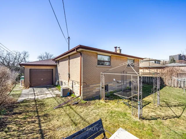 Additional image 32 of 41 Braemar Dr