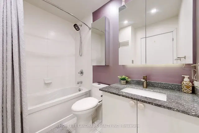 Additional image 20 of 33 Bay St Unit 4304