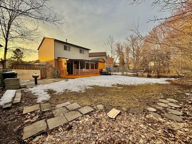 Additional image 25 of 30 Chad Cres