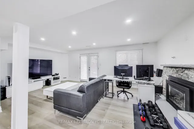 Additional image 26 of 64 Stillwater Cres