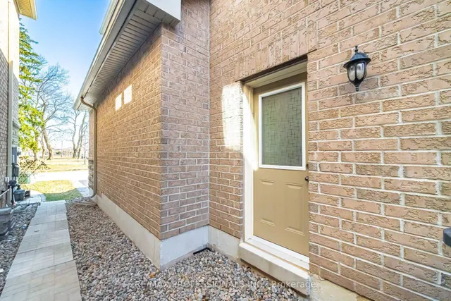 Additional image 34 of 35 Lampman Cres