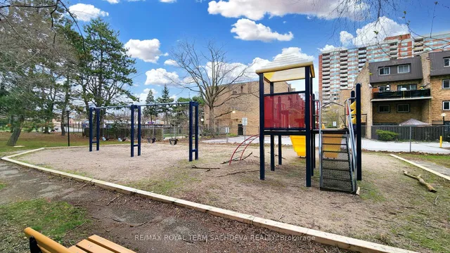 Additional image 48 of 90 Ling Rd Unit 1101