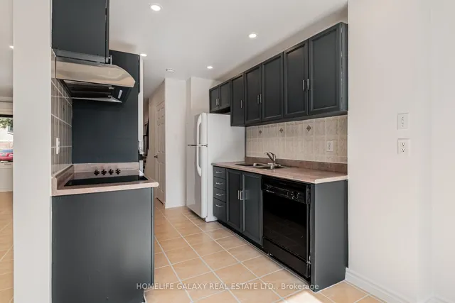 Additional image 9 of 38 Scarfair Path Way Unit 19