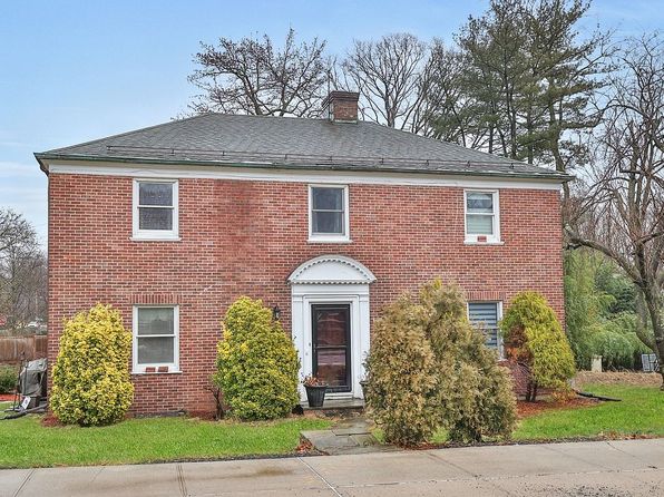 4590 Henry Hudson Pkwy E, Bronx, NY 10471