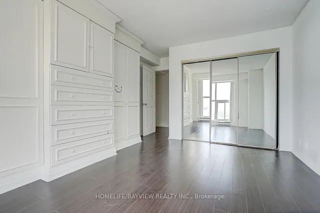 Additional image 21 of 99 Harbour Sq Unit 3106