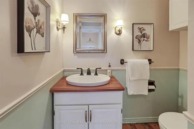 Additional image 18 of 51 Wendover Rd