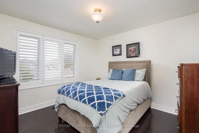 Additional image 21 of 55 Ashmount Cres