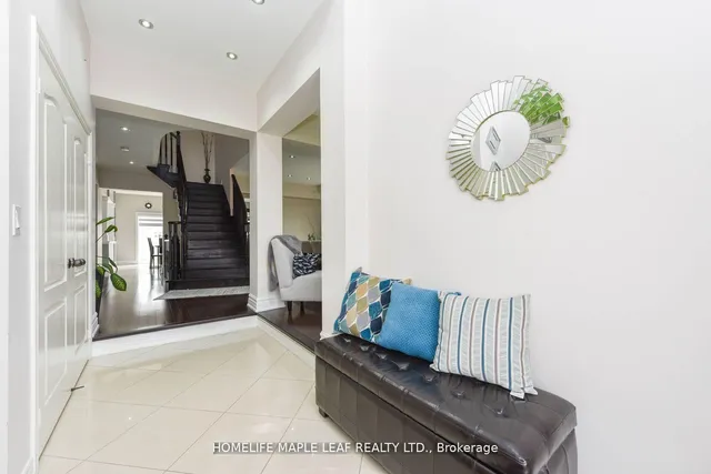 Additional image 5 of 84 Latania Blvd