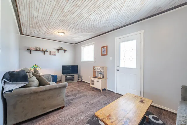 Additional image 8 of 54 Gondola Cres