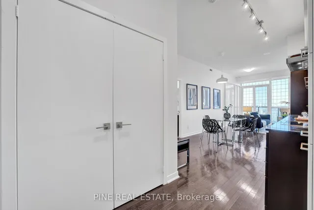 Additional image 13 of 770 Bay St Unit 2602