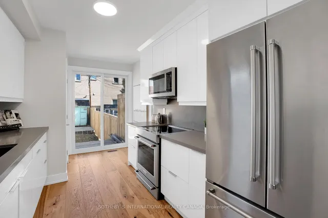 Additional image 13 of 95 Lightbourn Ave