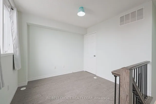 Additional image 33 of 10 Merchant Lane Unit 233