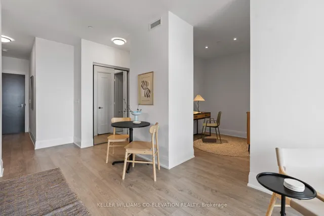 Additional image 10 of 101 Erskine Ave Unit 2303