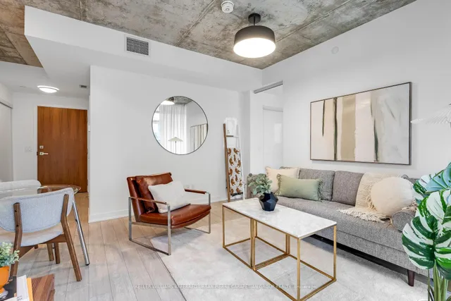 Additional image 14 of 15 Baseball Pl Unit 1002