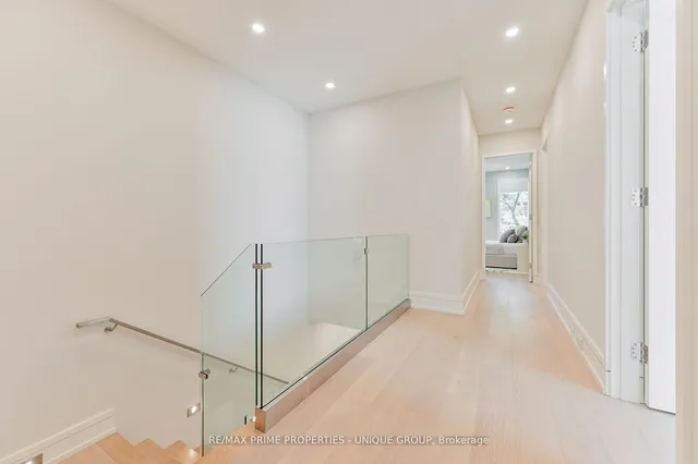 Additional image 17 of 275 Glenforest Rd