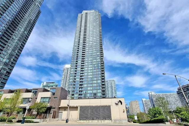 11 Brunel Crt Unit 3201