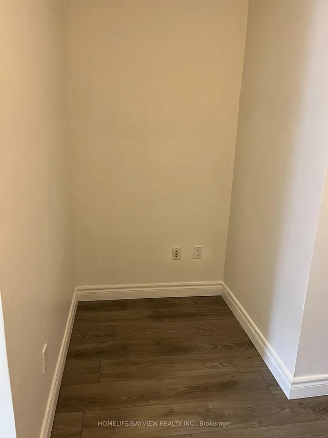 Additional image 36 of 23 Sheppard Ave Unit 201