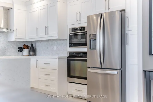 Additional image 19 of 442 Maple Ave Unit 1106