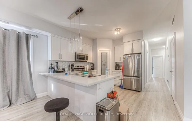 Additional image 22 of 204 Fifth Ave