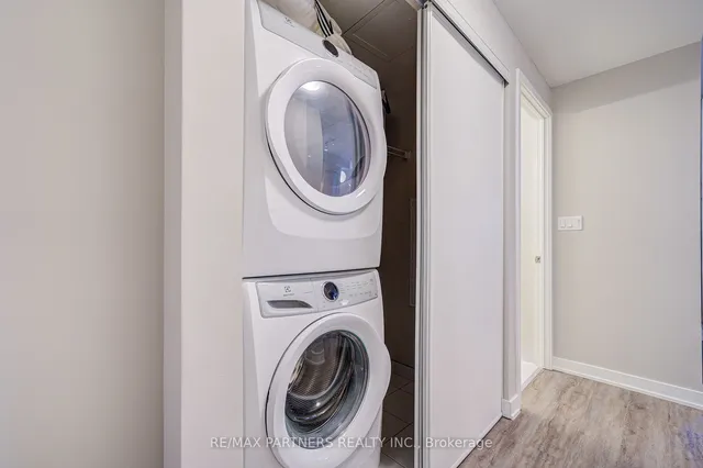 Additional image 12 of 50 Ordnance St Unit 811