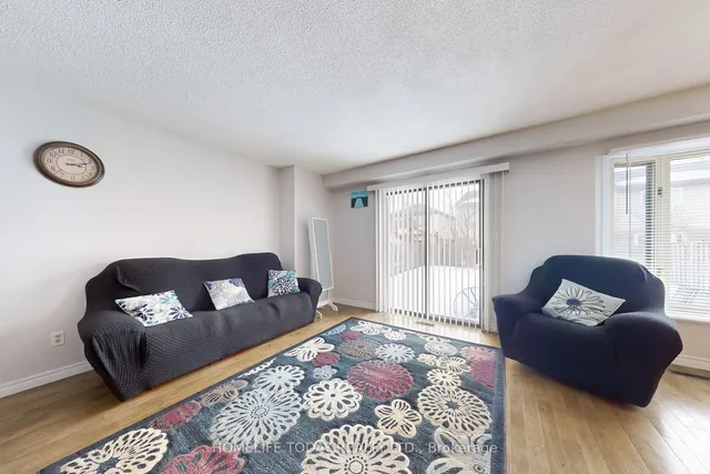 Additional image 4 of 5 Rustywood Dr